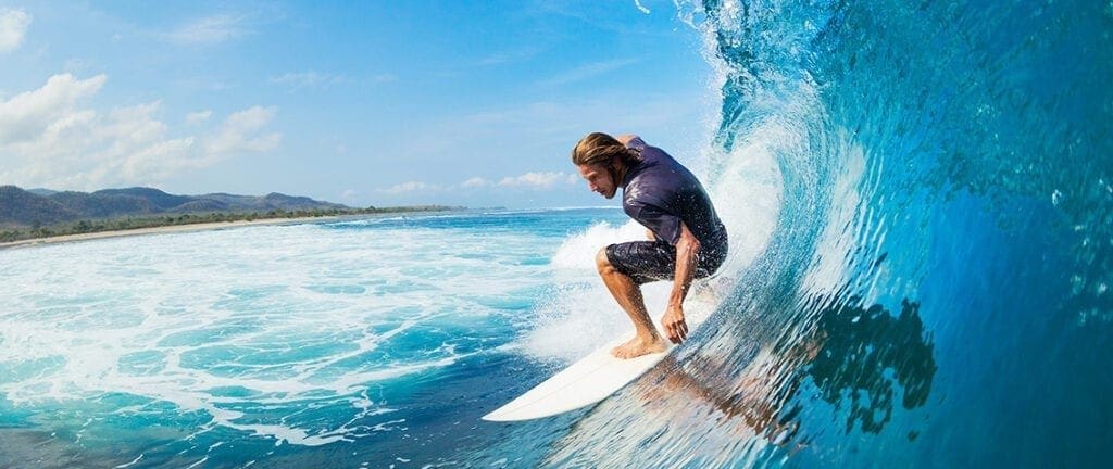 Surfing on the fantastic waves of Hawaii